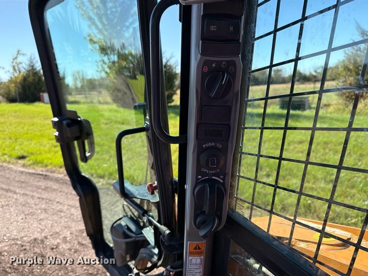 image for item EX1078 2022 Case TR270B tracked skid steer loader