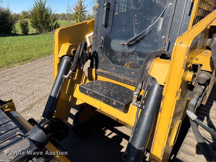 image for item EX1079 2018 Rayco C100 mulcher