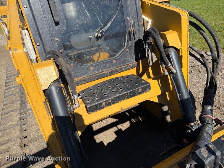 image for item EX1079 2018 Rayco C100 mulcher