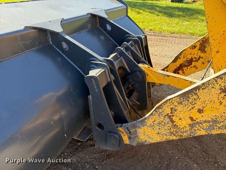 image for item EX1080 2016 Komatsu WA270 wheel loader