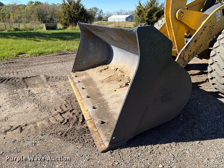 image for item EX1080 2016 Komatsu WA270 wheel loader