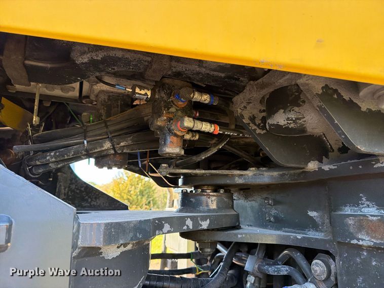 image for item EX1080 2016 Komatsu WA270 wheel loader