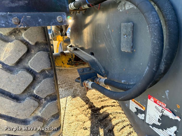 image for item EX1080 2016 Komatsu WA270 wheel loader