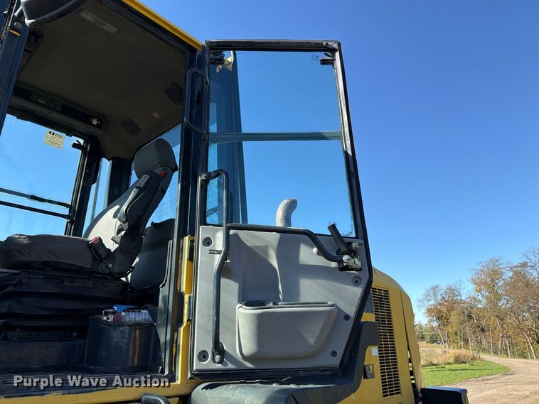 image for item EX1080 2016 Komatsu WA270 wheel loader