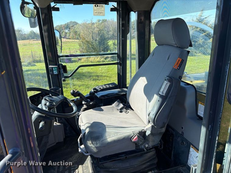 image for item EX1080 2016 Komatsu WA270 wheel loader
