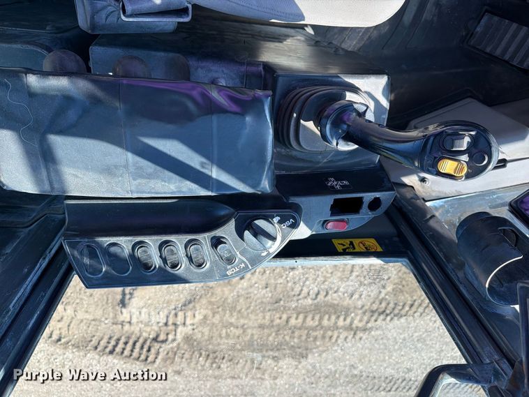 image for item EX1080 2016 Komatsu WA270 wheel loader