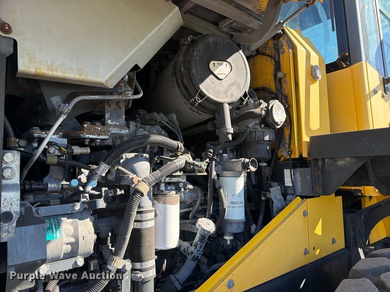 image for item EX1080 2016 Komatsu WA270 wheel loader