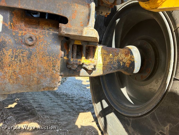 image for item EX1080 2016 Komatsu WA270 wheel loader