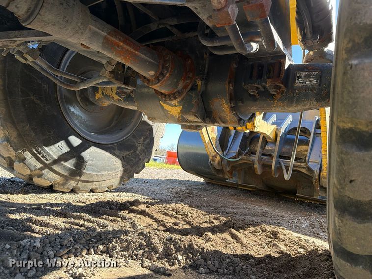 image for item EX1080 2016 Komatsu WA270 wheel loader
