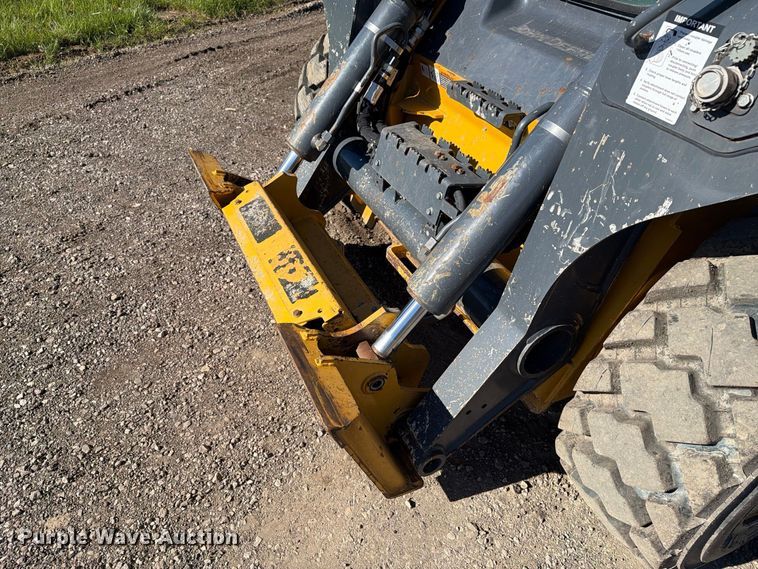 image for item EX1081 2023 John Deere 332G skid steer loader