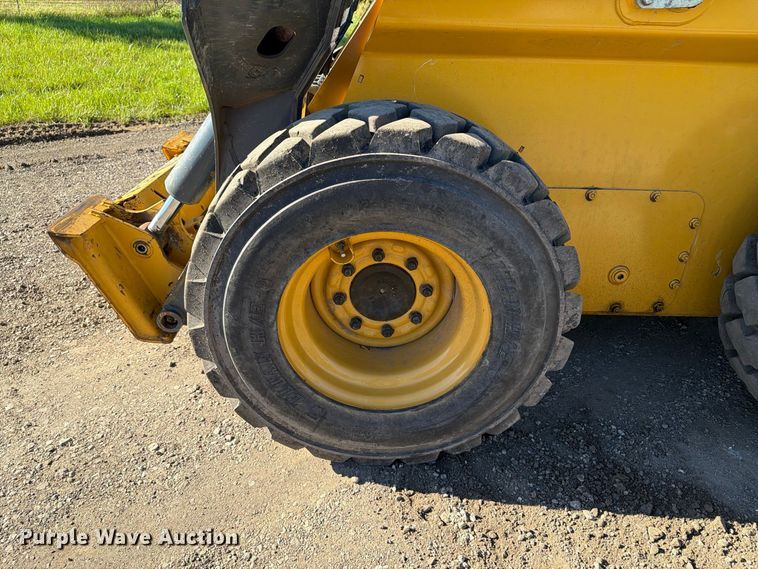 image for item EX1081 2023 John Deere 332G skid steer loader