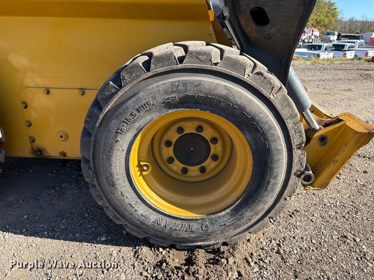 image for item EX1081 2023 John Deere 332G skid steer loader