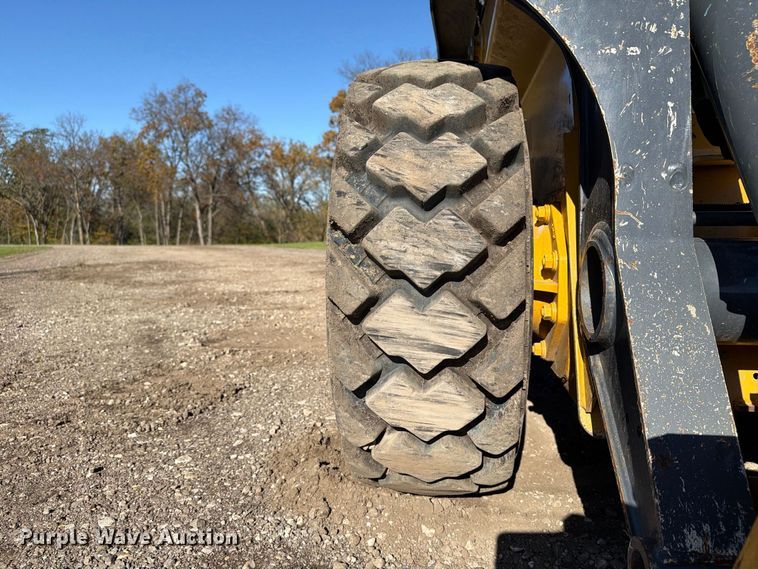 image for item EX1081 2023 John Deere 332G skid steer loader