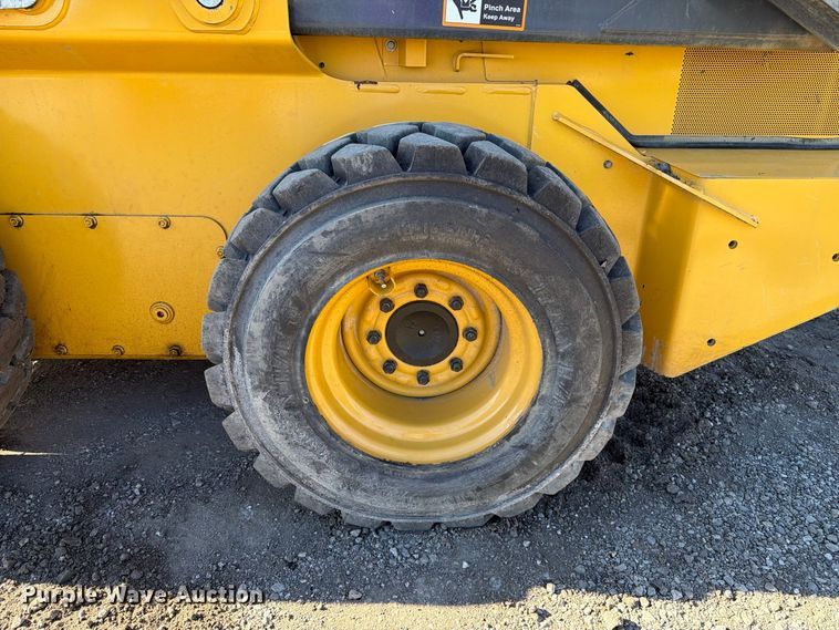 image for item EX1081 2023 John Deere 332G skid steer loader