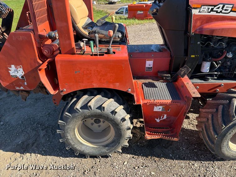image for item EX1082 2013 Ditch Witch RT45 trencher