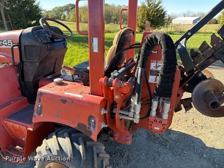 image for item EX1082 2013 Ditch Witch RT45 trencher