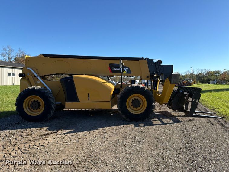 image for item EX1083 2017 Caterpillar TL1255D telehandler
