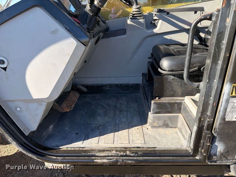 image for item EX1083 2017 Caterpillar TL1255D telehandler