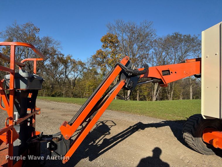 image for item EX1084 2018 JLG 450AJ boom lift