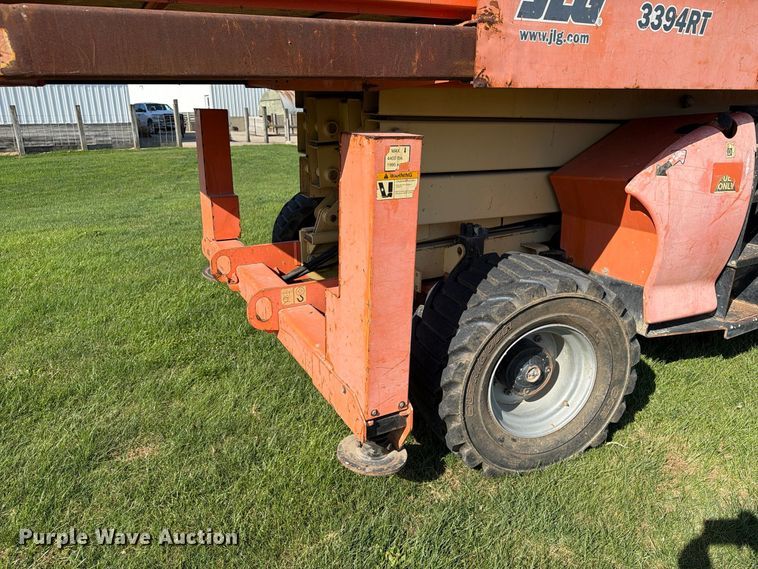 image for item EX1140 JLG 3394RT scissor lift