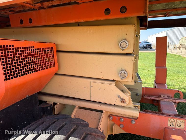 image for item EX1140 JLG 3394RT scissor lift