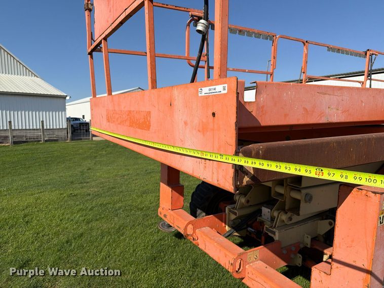 image for item EX1140 JLG 3394RT scissor lift