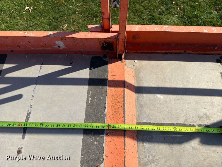 image for item EX1140 JLG 3394RT scissor lift