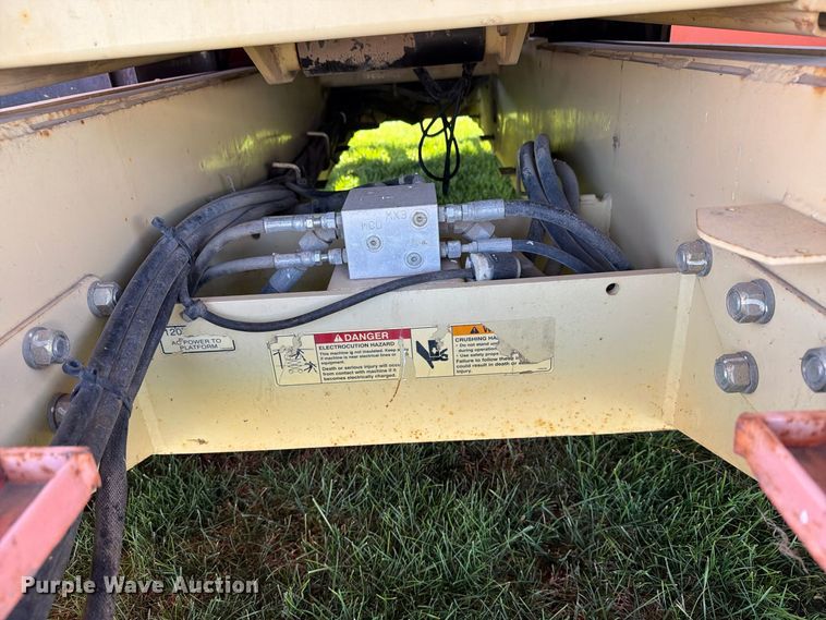 image for item EX1140 JLG 3394RT scissor lift