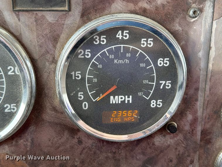 image for item EX1142 2005 International 5500i ready mix truck