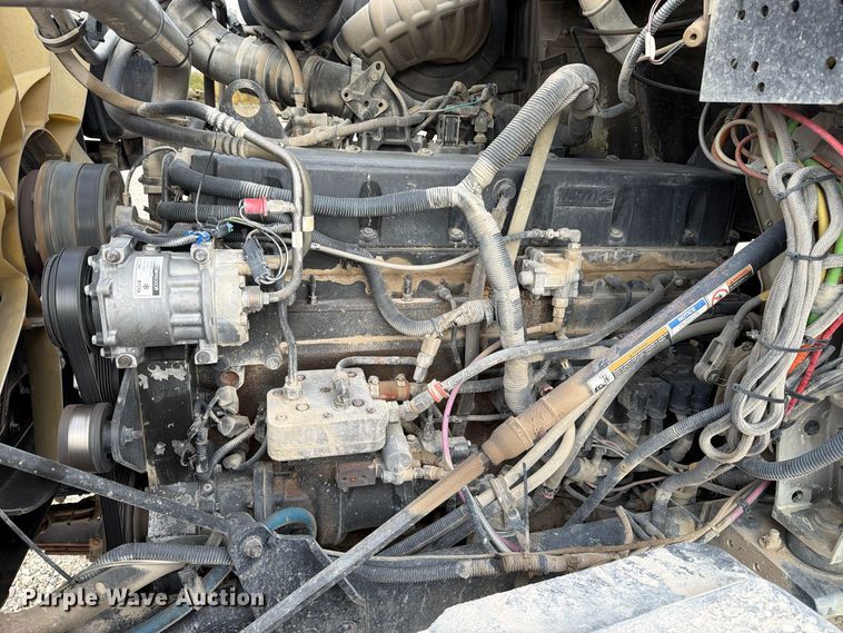 image for item EX1142 2005 International 5500i ready mix truck