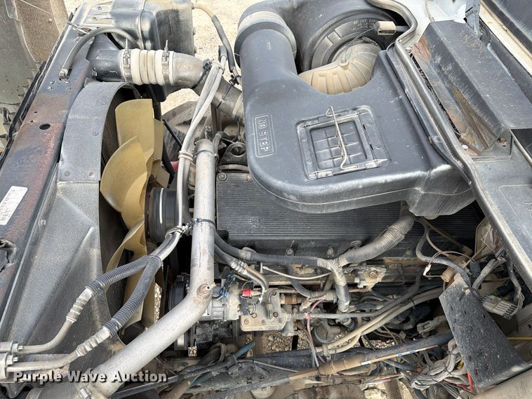image for item EX1142 2005 International 5500i ready mix truck