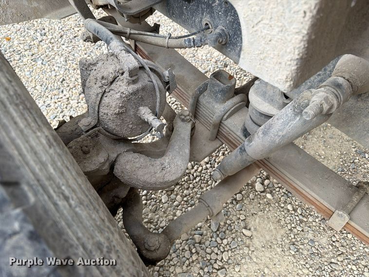image for item EX1142 2005 International 5500i ready mix truck