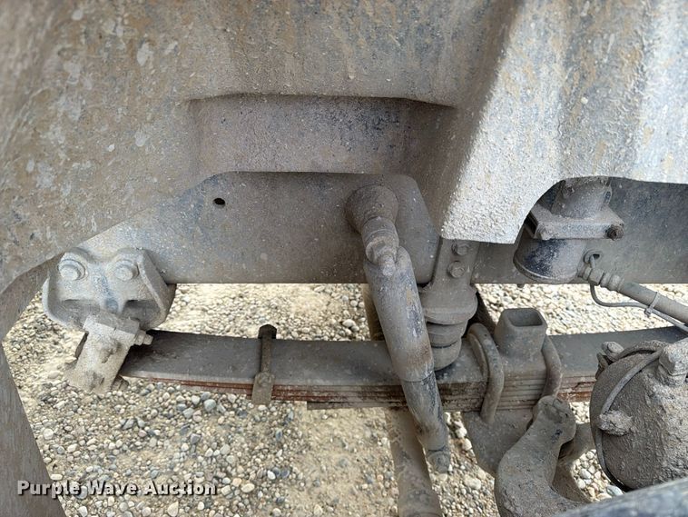 image for item EX1142 2005 International 5500i ready mix truck