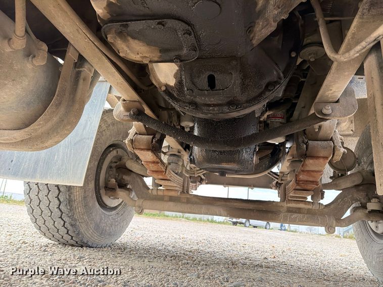 image for item EX1142 2005 International 5500i ready mix truck