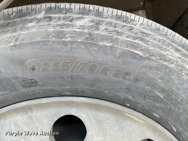 image for item EX1142 2005 International 5500i ready mix truck