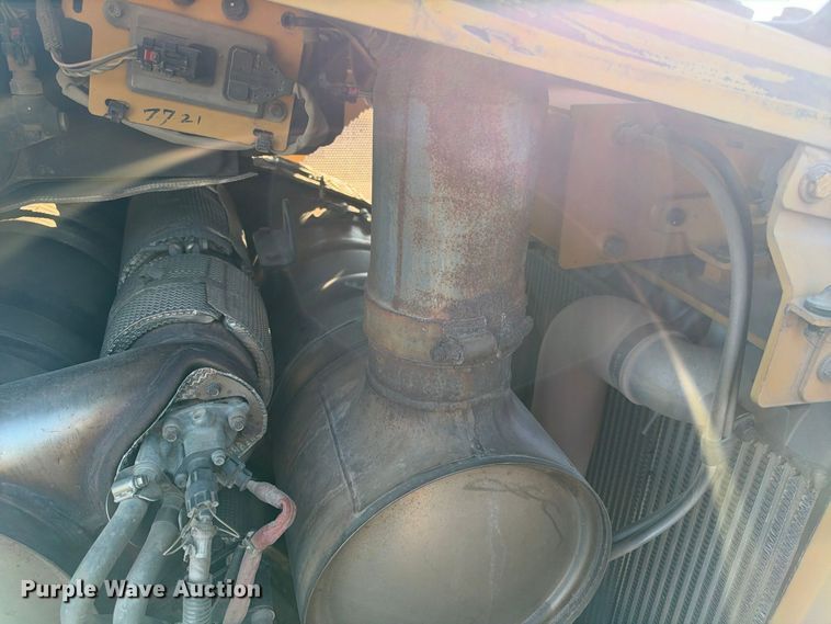 image for item EX1530 2015 Caterpillar D6T XW dozer