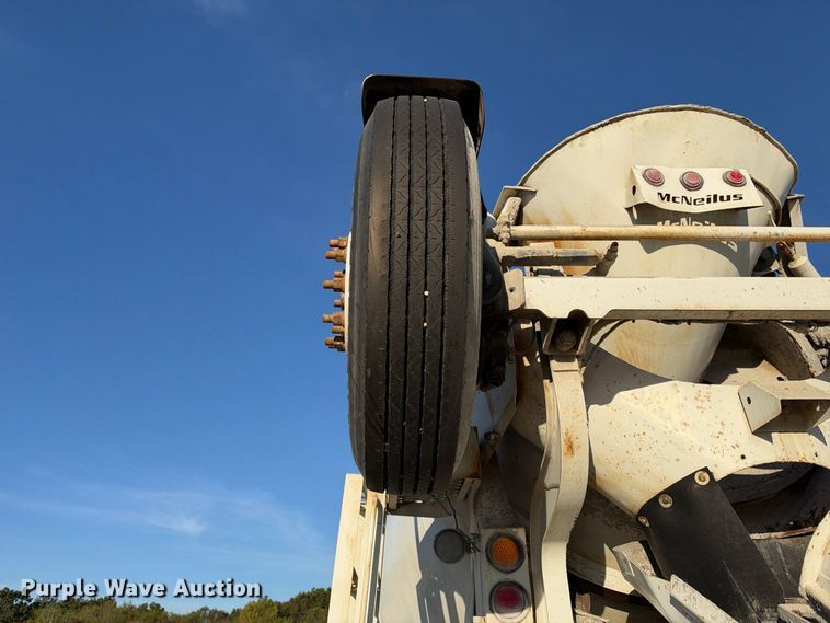 image for item EX1532 2014 Kenworth W900 ready mix truck