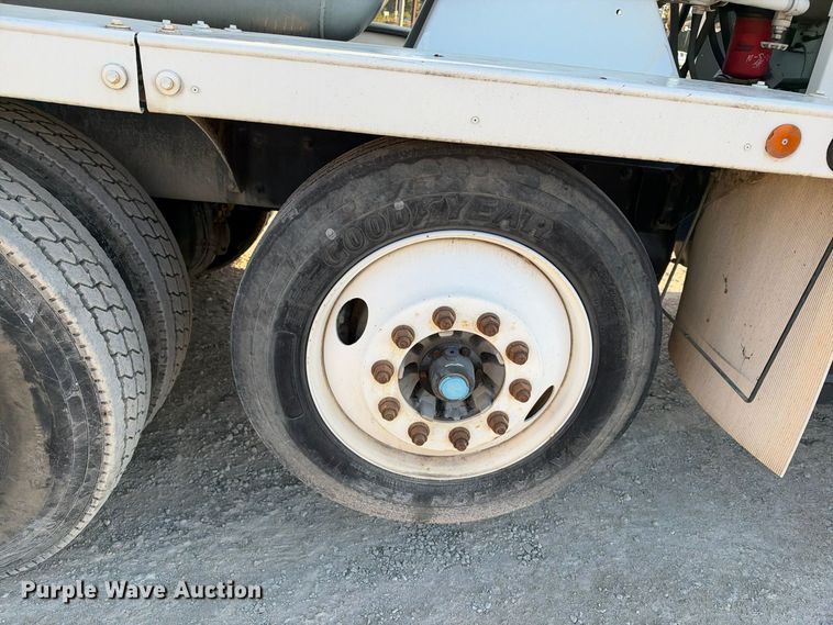 image for item EX1532 2014 Kenworth W900 ready mix truck