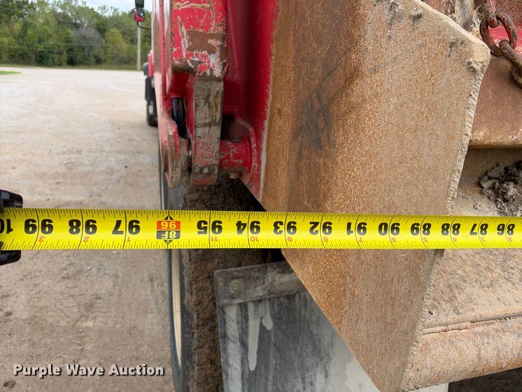 image for item EX2473 2012 Freightliner 114 SD dump truck