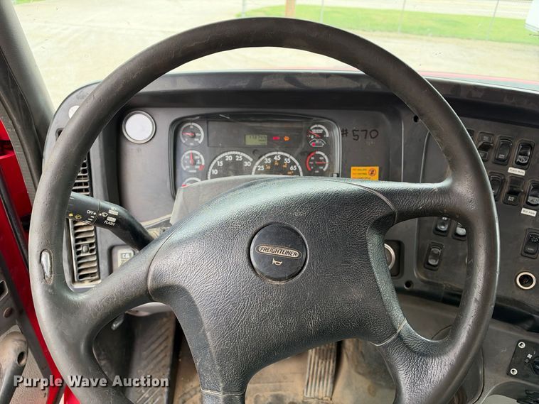 image for item EX2473 2012 Freightliner 114 SD dump truck