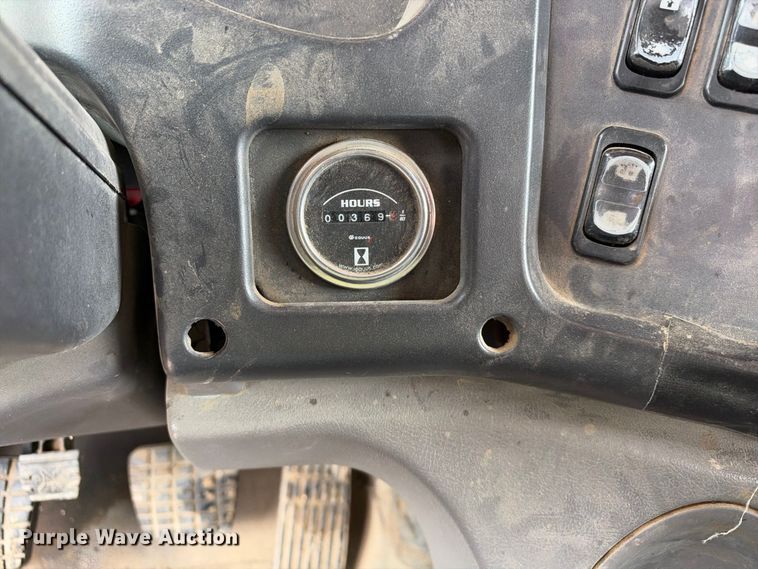 image for item EX2473 2012 Freightliner 114 SD dump truck