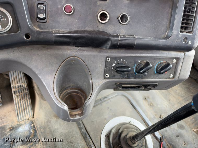image for item EX2473 2012 Freightliner 114 SD dump truck