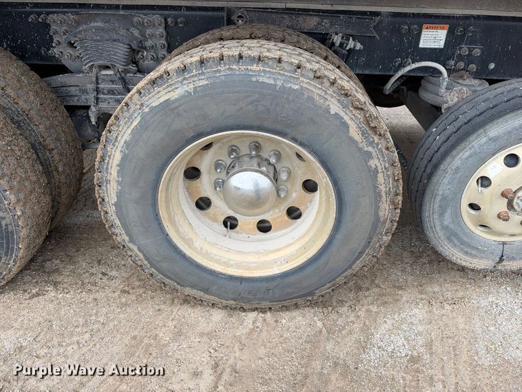 image for item EX2473 2012 Freightliner 114 SD dump truck