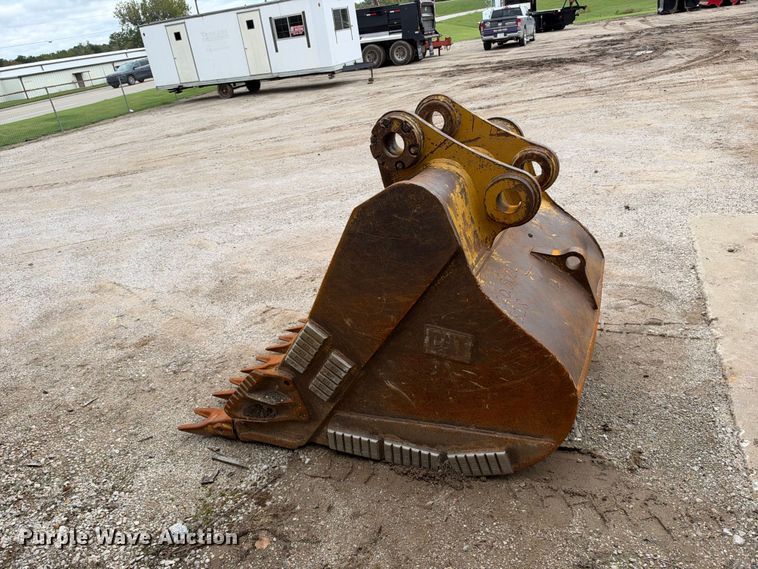 image for item EX2474 Caterpillar excavator bucket