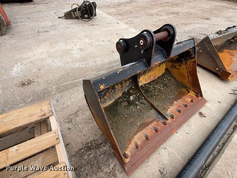 image for item EX2475 2021 Fleco excavator bucket