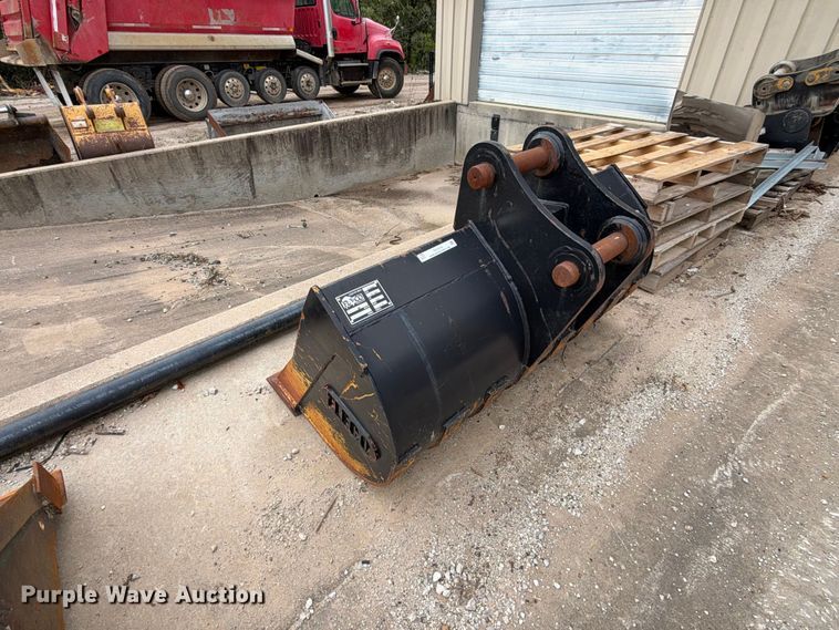 image for item EX2475 2021 Fleco excavator bucket