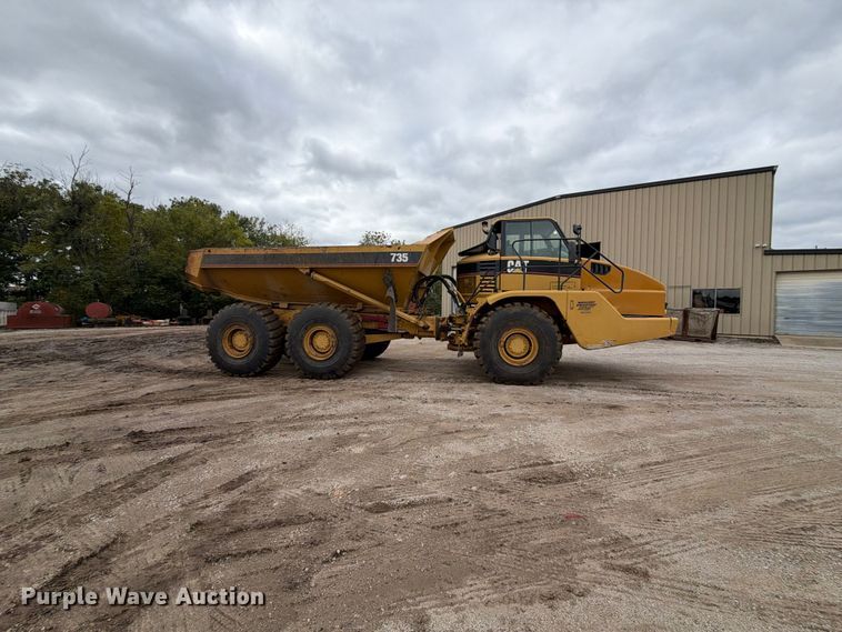 image for item EX2479 2006 Caterpillar 735 articulated haul truck
