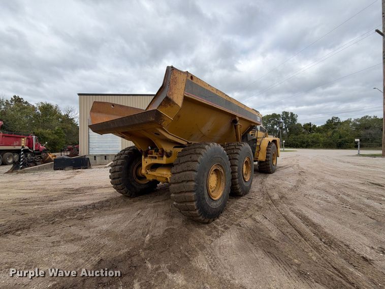 image for item EX2479 2006 Caterpillar 735 articulated haul truck