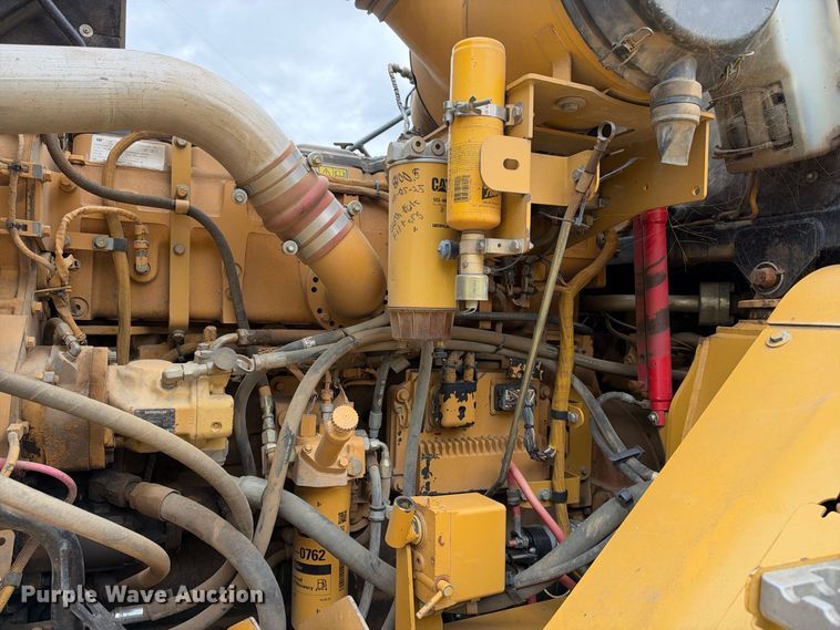 image for item EX2479 2006 Caterpillar 735 articulated haul truck