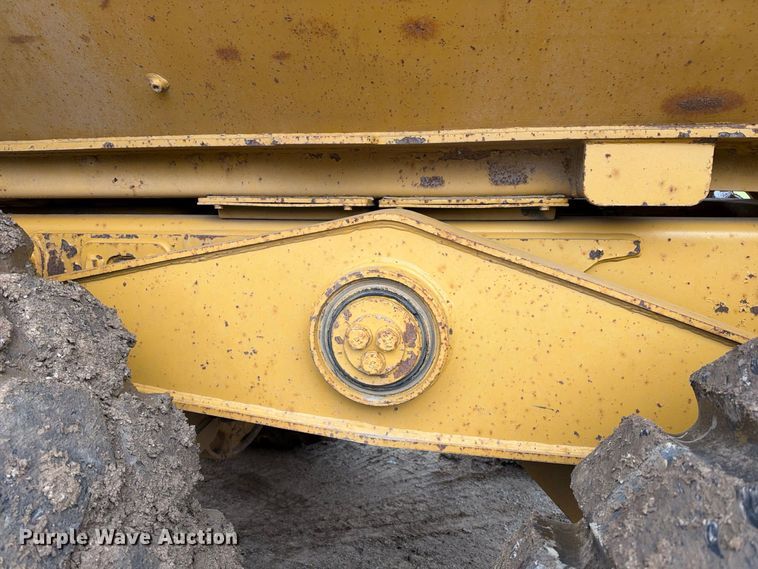 image for item EX2479 2006 Caterpillar 735 articulated haul truck